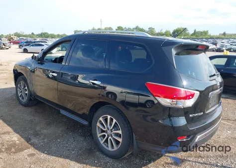 2016 Nissan Pathfinder S z USA, uszkodzony, nr VIN 5N1AR2MM4GC620065